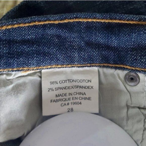 Costa Blanca Indigo denim Mid Rise Shorts- 28 on tag but fits like 25 - Picture 8 of 13